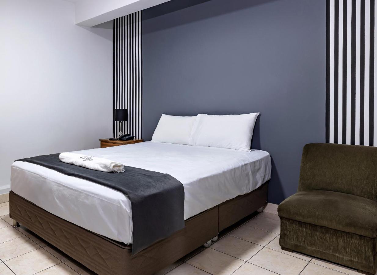 Hotel Taurus Piura Exterior photo