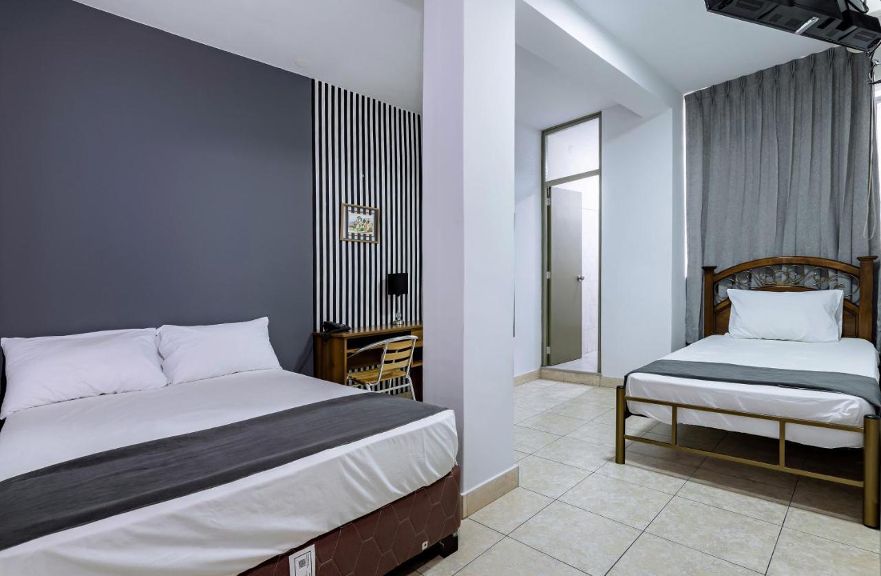 Hotel Taurus Piura Exterior photo